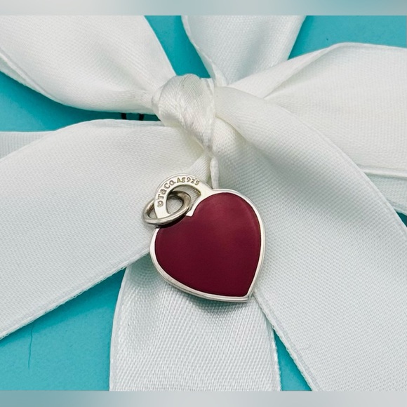 Tiffany & Co RTT Small Blue & Red Enamel RTT Heart Charm - Picture 5 of 6